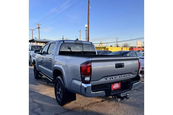 $29999 : 2021 Tacoma SR5 V6 image 9