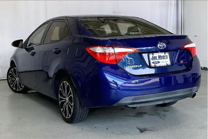 $13591 : Toyota Corolla 2015 S 4dr Se image 5