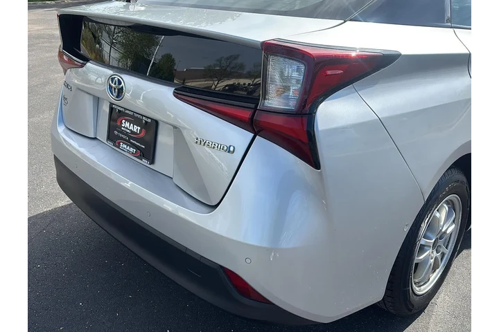 $16283 : 2022 Prius LE image 7
