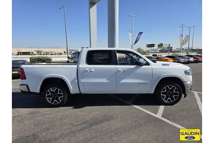 $39988 : Ram 1500 2025 4x4 Laramie 4d image 8