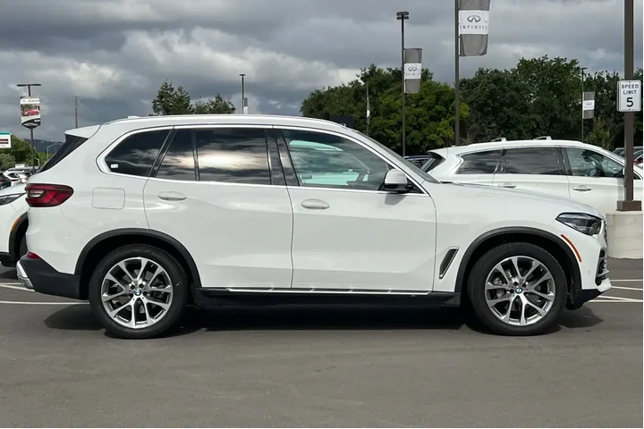 BMW X5 2023 AWD xDrive40i 4d image 2