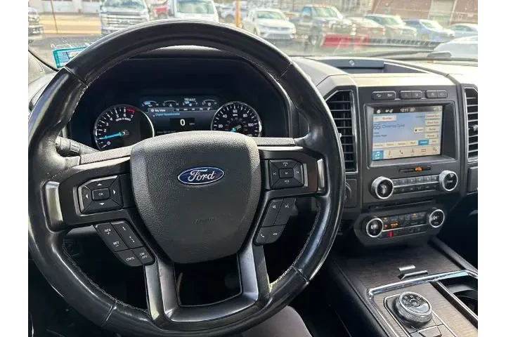 $20585 : Ford Expedition MAX 2018 4x4 image 10