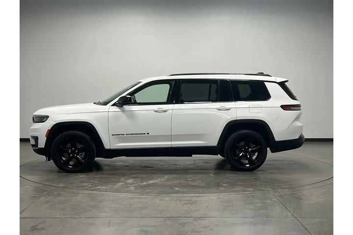 $27962 : Jeep Grand Cherokee L 2023 4 image 4