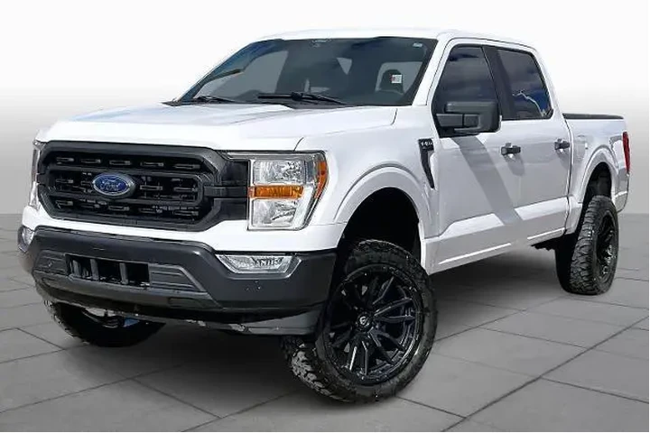 $25881 : Ford F-150 2022 4x2 XL 4dr S image 1