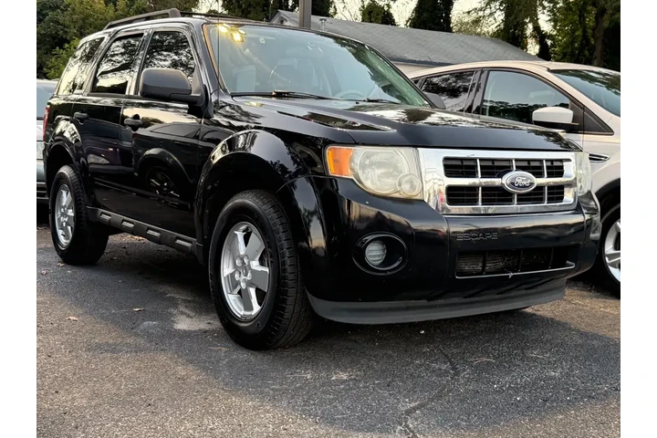 $7599 : 2010 Escape image 2