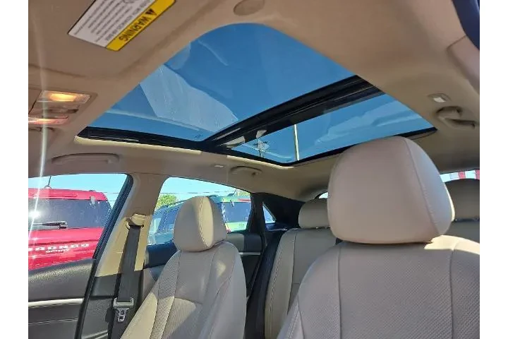 $7999 : Hyundai ELANTRA GT 2013 4dr image 10