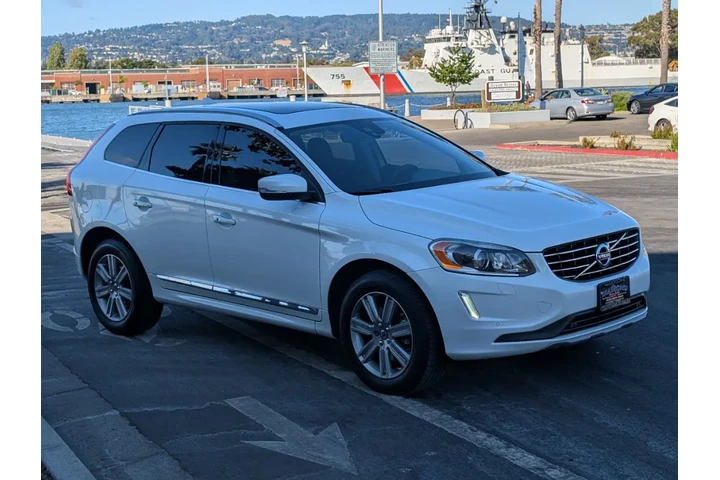 $14988 : 2017 XC60 Inscription image 4