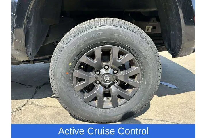 $26585 : Toyota Tacoma 2022 4x2 SR5 V image 8