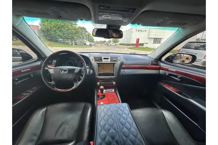 $8390 : 2011 LS 460 L image 10