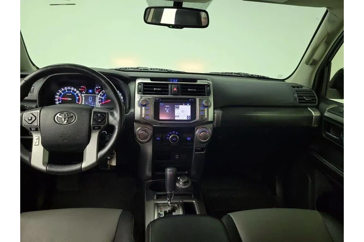 $30998 : Toyota 4Runner 2016 4x4 SR5 image 9