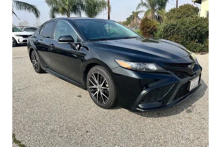 $26995 : Toyota Camry 2023 SE 4dr Sed image 1