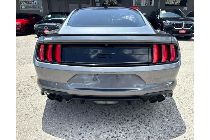 2021 Mustang GT Premium Coupe image 4