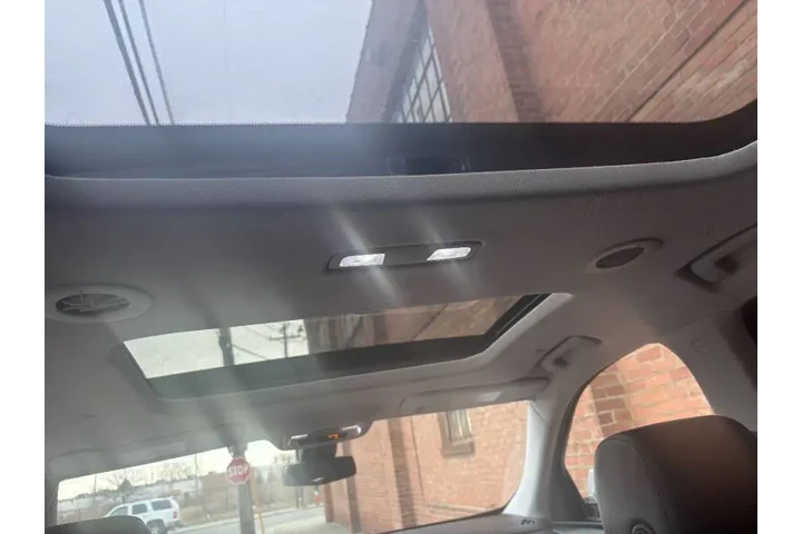 $22500 : 2019 Traverse RS image 10