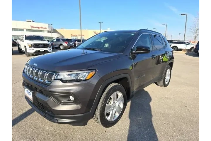 $21000 : Jeep Compass 2022 4x4 Latitu image 1