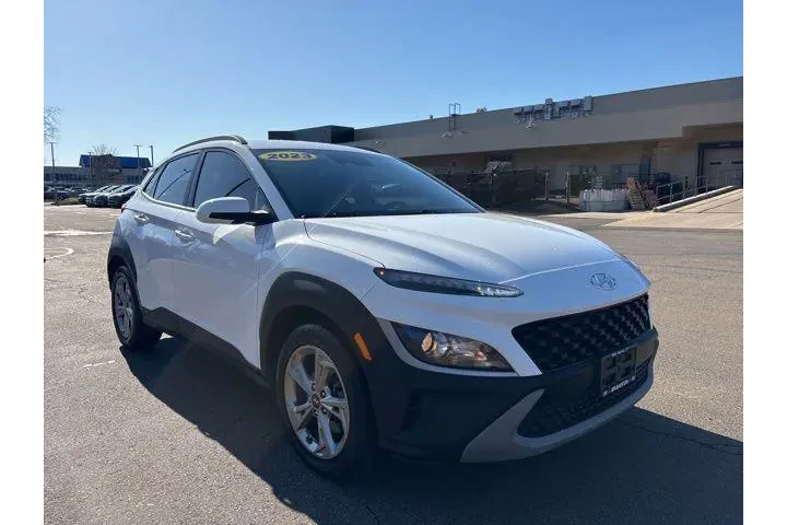 $17495 : Hyundai KONA 2023 AWD SEL 4d image 1