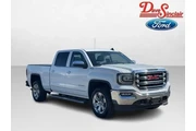 $30888 : GMC Sierra 1500 2018 4x4 SLT thumbnail
