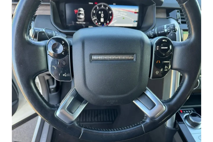 Land Rover Discovery 2019 AW image 9