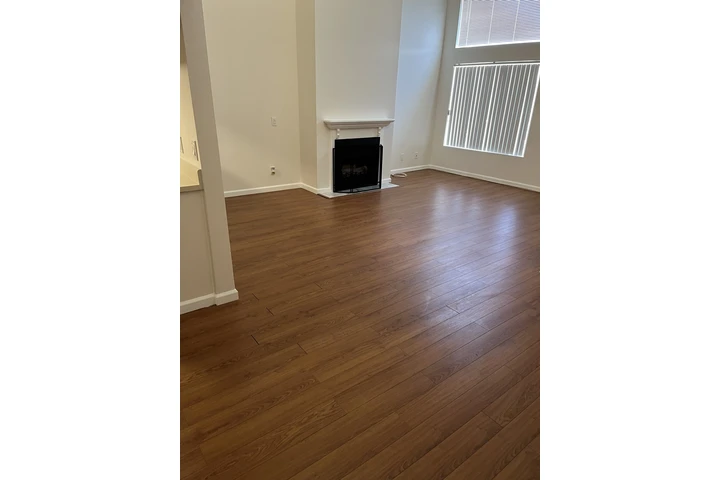 $2550 : Apartamento de dos Recamaras image 3