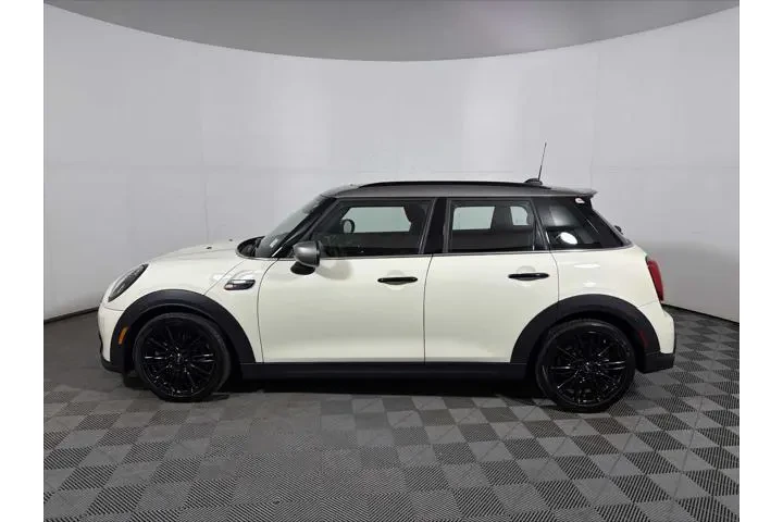 $25893 : MINI Hardtop 4 Door 2023 Coo image 4