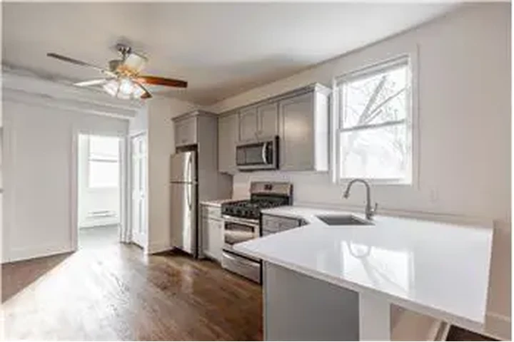 $3700 : Rental property with 3 bedro image 2