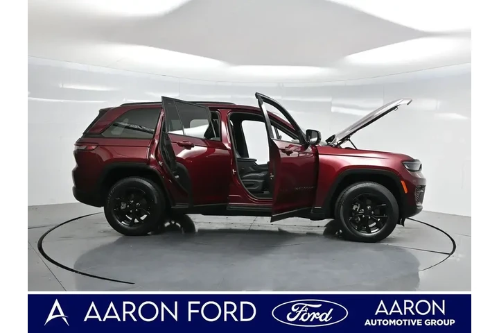 $26333 : Jeep Grand Cherokee 2024 4x4 image 4