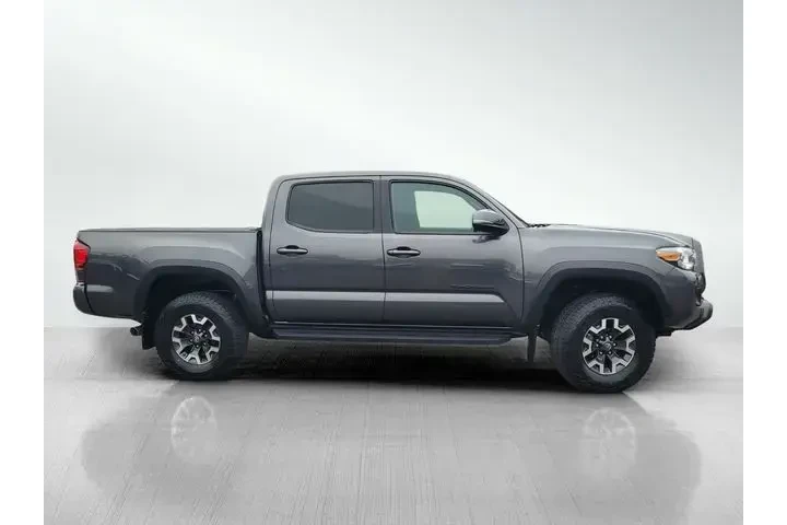 $29960 : Toyota Tacoma 2019 4x4 TRD P image 3