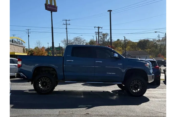 $27995 : 2019 Tundra Limited image 6