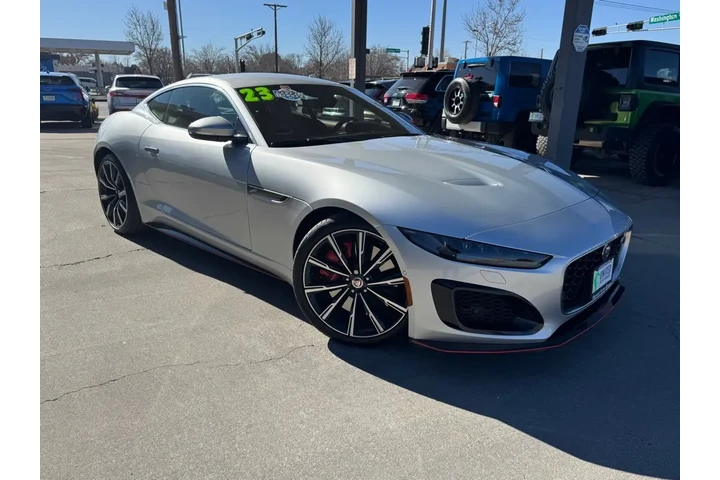 2023 F-Type R Coupe AWD image 3