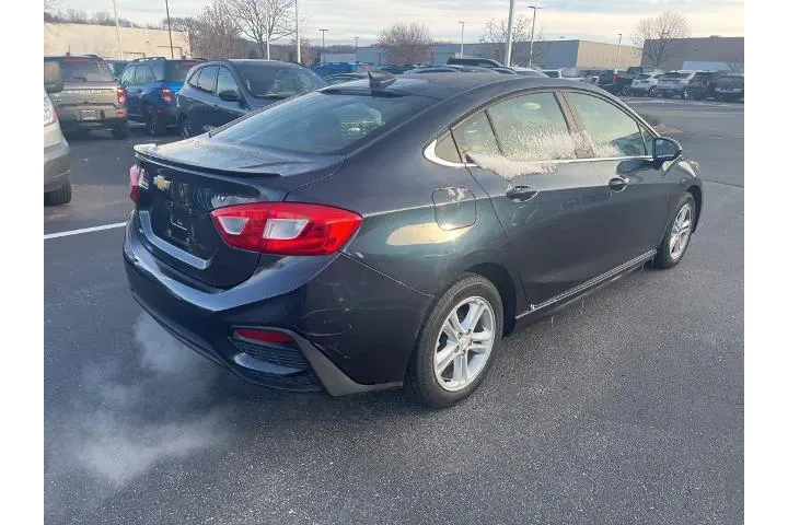 $6000 : Chevrolet Cruze 2016 LT Manu image 6