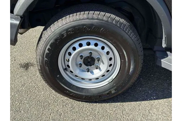 $31950 : Ford Bronco 2022 4x4 Base 4d image 10