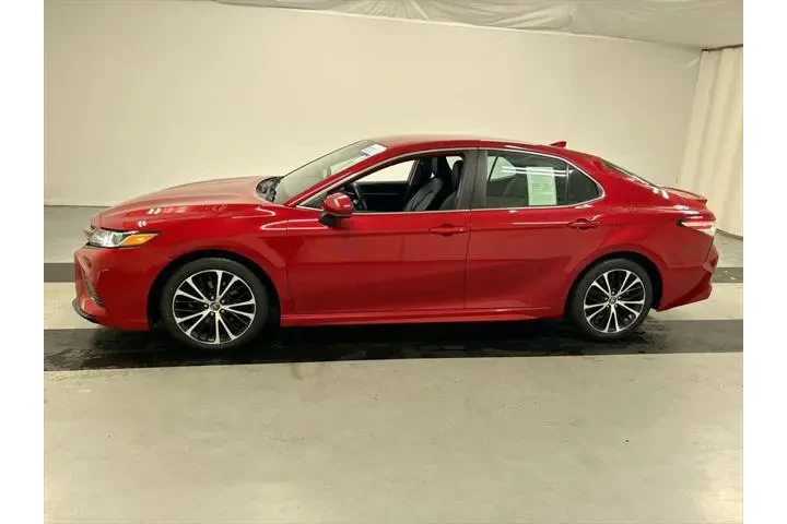 $21000 : Toyota Camry 2020 SE 4dr Sed image 6