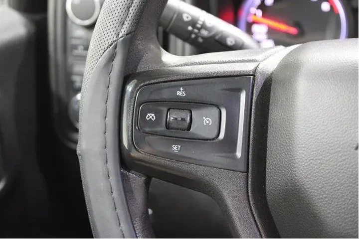 $32982 : Chevrolet Silverado 1500 202 image 9