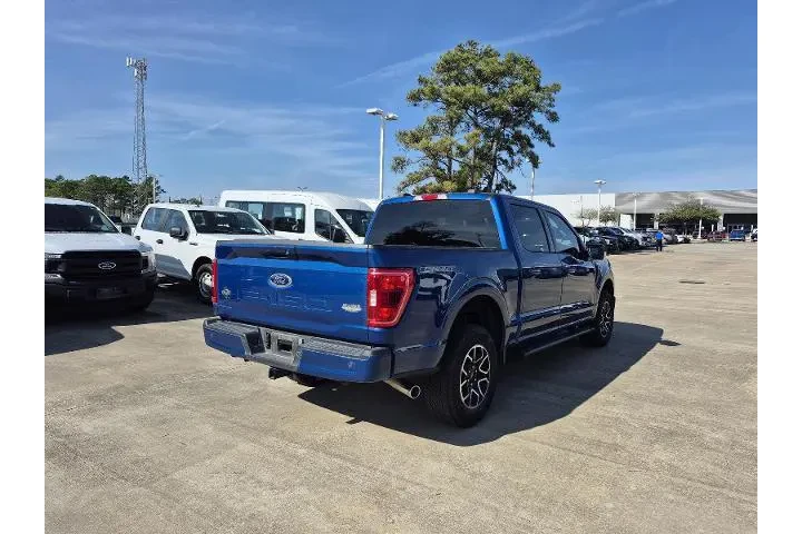 $38981 : Ford F-150 2023 4x4 XLT 4dr image 3