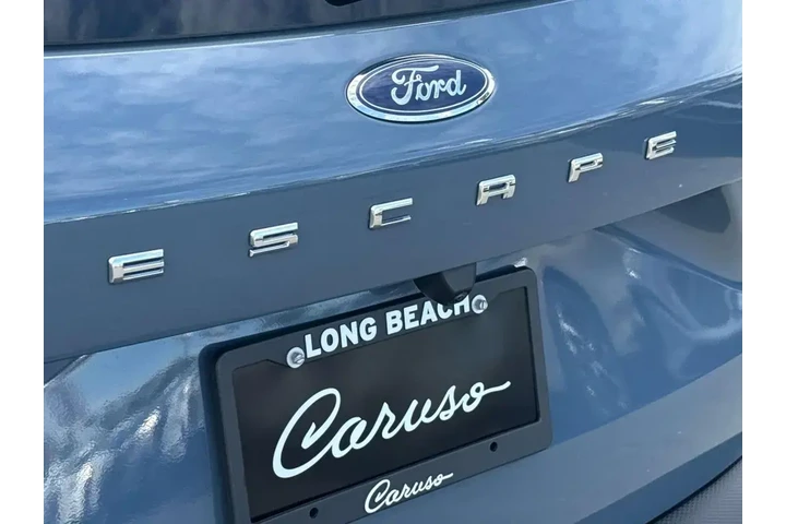 $38980 : Ford Escape Plug-In Hybrid 2 image 6