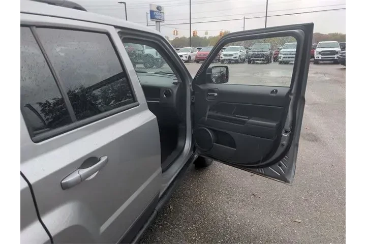 $7412 : Jeep Patriot 2015 4x4 Latitu image 6