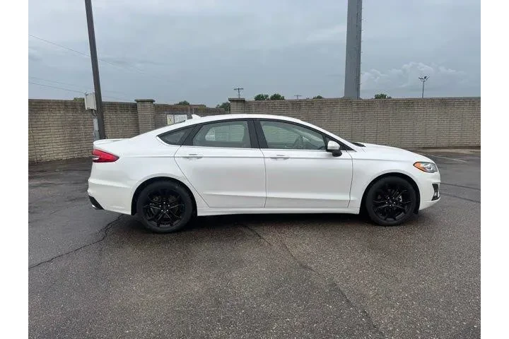 $19982 : Ford Fusion 2019 SE 4dr Seda image 9