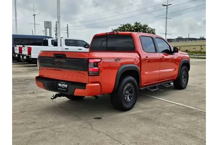 $38725 : Nissan Frontier 2025 4x4 PRO image 3
