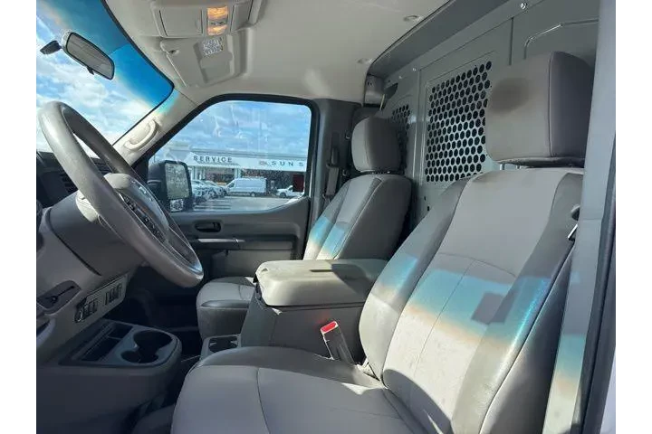 $14991 : Nissan NV 2019 3500 HD S 3dr image 9