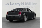 Chrysler 300 2016 Limited 4d thumbnail