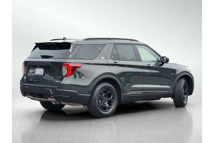 $35706 : Ford Explorer 2023 AWD Timbe image 4