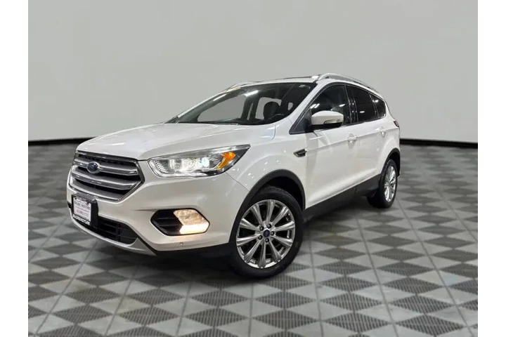$9499 : 2017 Escape Titanium image 10