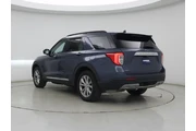 $27998 : Ford Explorer 2021 AWD XLT 4 thumbnail