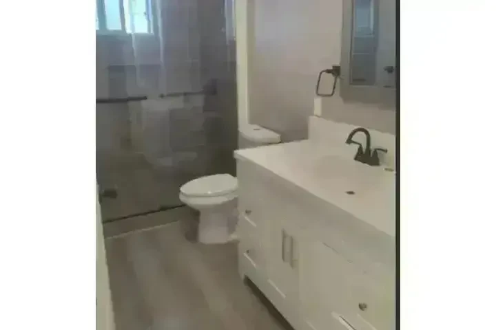 HUNTINGTON PARK RENTO CASA image 1