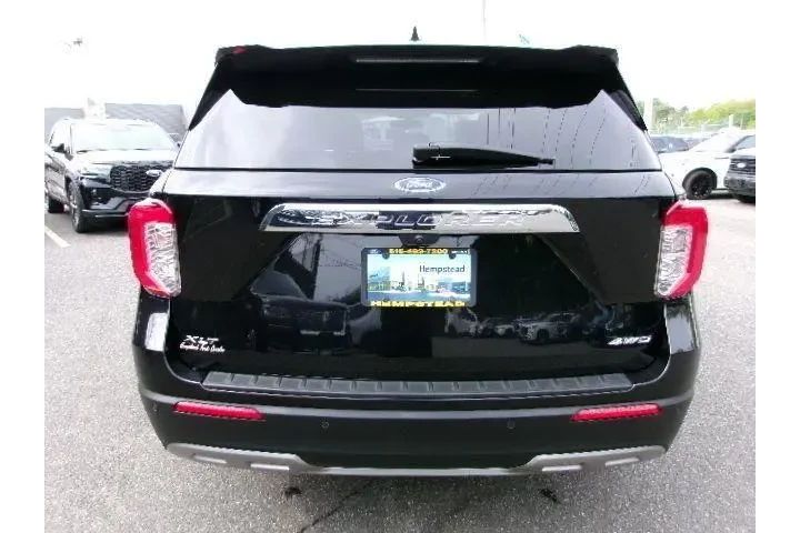 $31582 : Ford Explorer 2022 AWD XLT 4 image 7