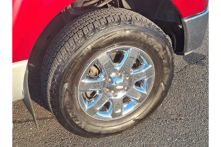 $17995 : Ford F-150 2013 4x4 XLT 4dr image 8