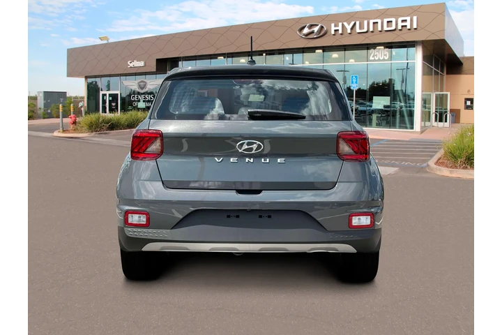 $19999 : Hyundai VENUE 2025 SE 4dr Cr image 2