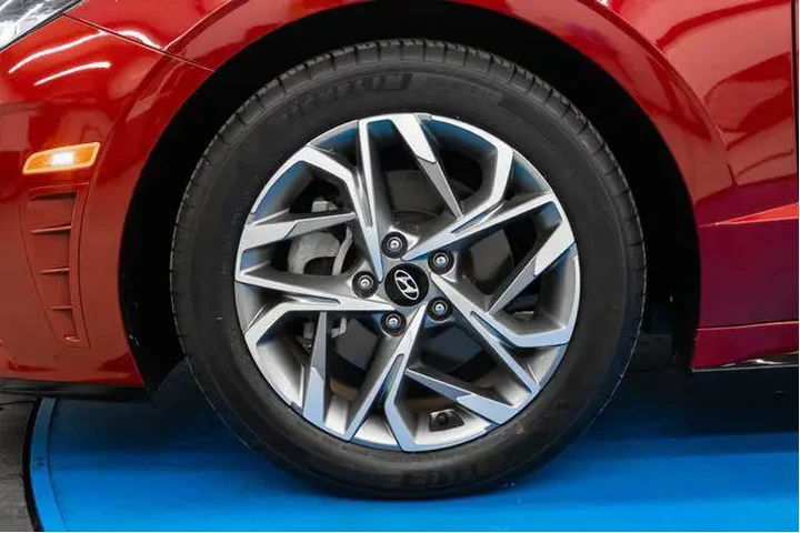 $25899 : Hyundai SONATA 2023 SEL 4dr image 2