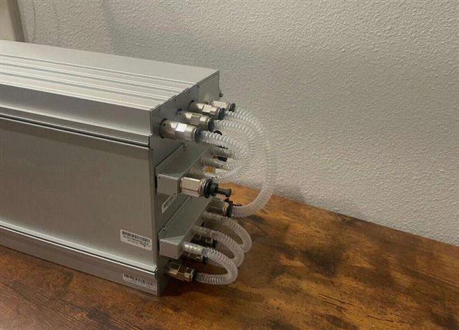 $2000 : Bitmain Antminer Nuevos image 3