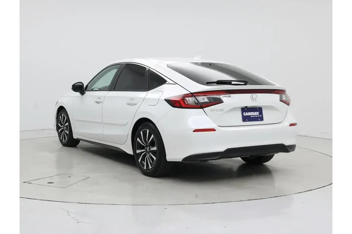 $26998 : Honda Civic 2024 EX-L 4dr Ha image 2