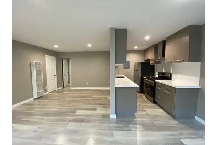 $1100 : Apartamento listo para vivir image 3